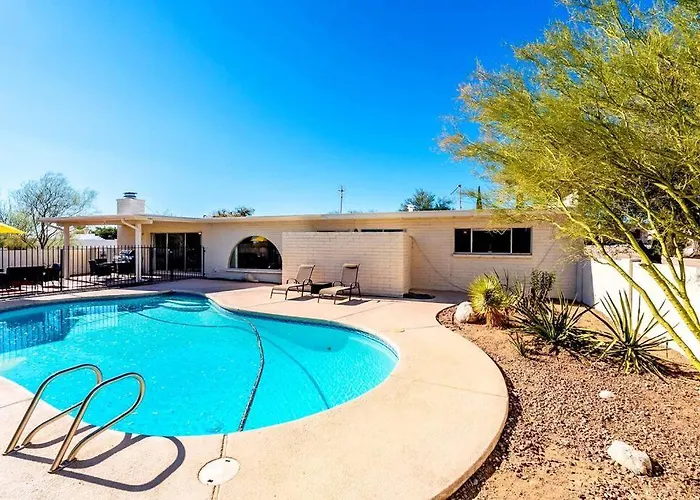 Sabino Canyon Vista - Serene Desert Escape With Pool & Grill, Sleeps 8 *